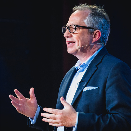 Jan Ditgen ist auch auf Englisch unterhaltsam - Künstliche Intelligenz