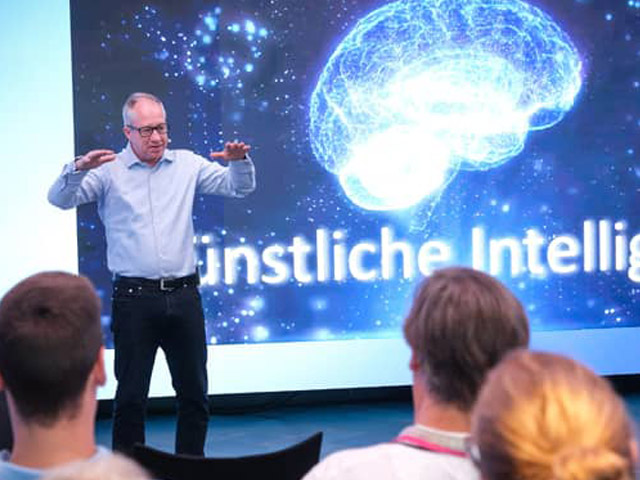 Gastreferent KI-Erklärer